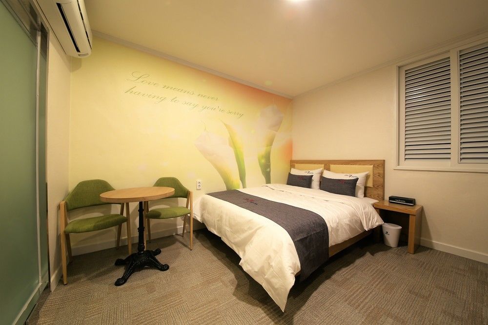The 7 Hotel Pohang Exterior foto